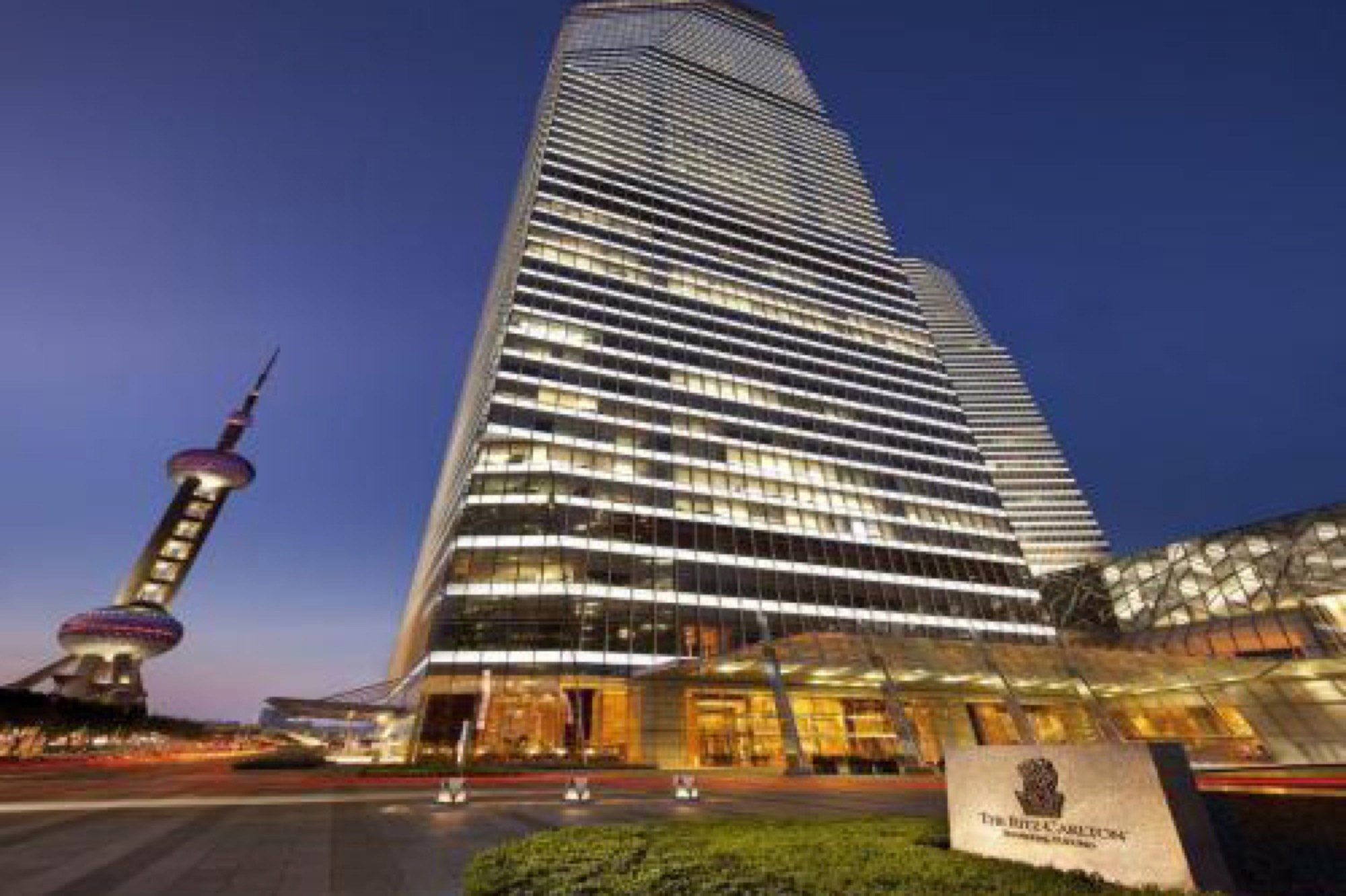 丽思卡尔顿酒店