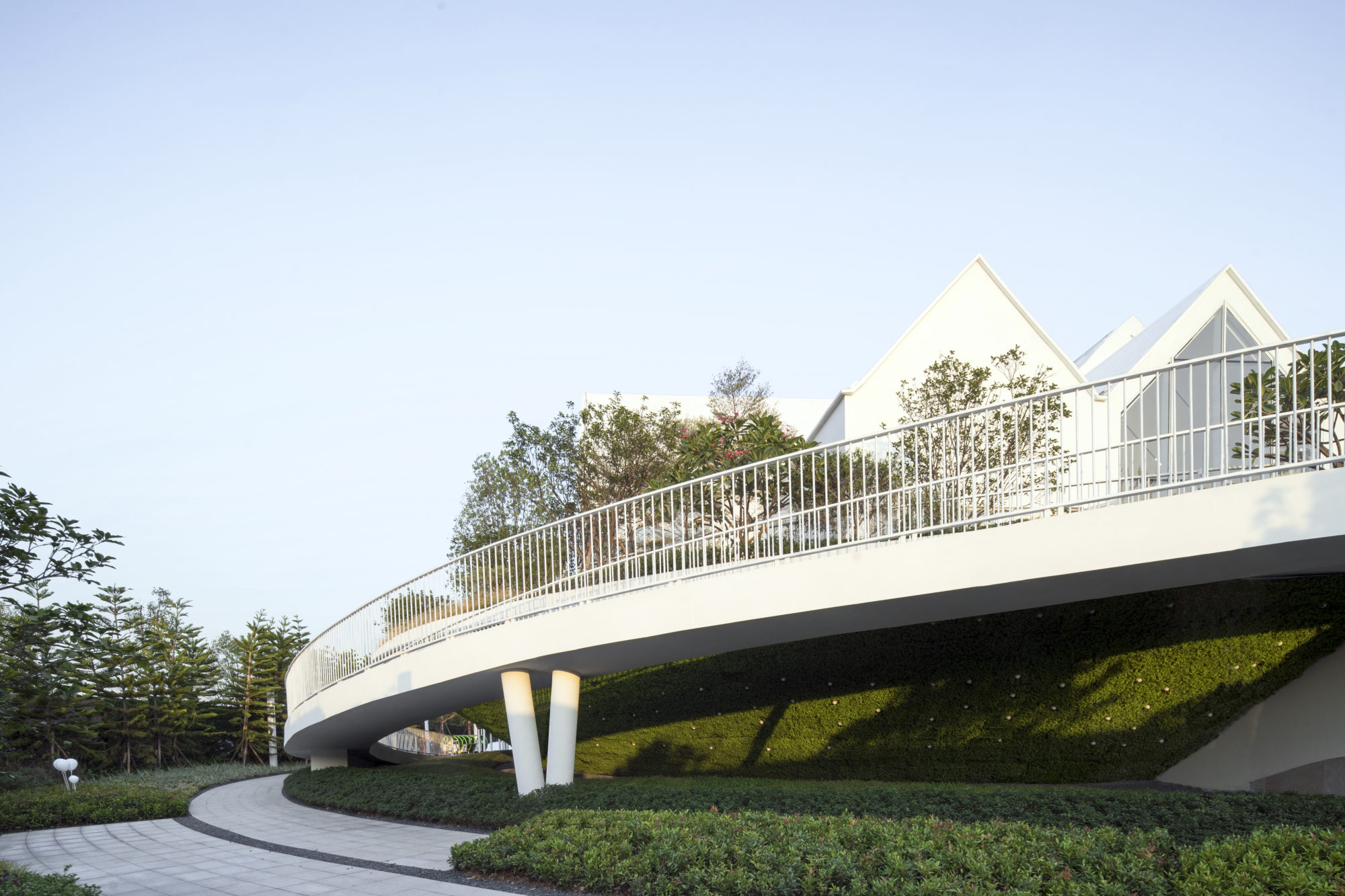 实景图-景观坡道实景图-洽谈区外立面实景图-不同时间 不同光景实景图