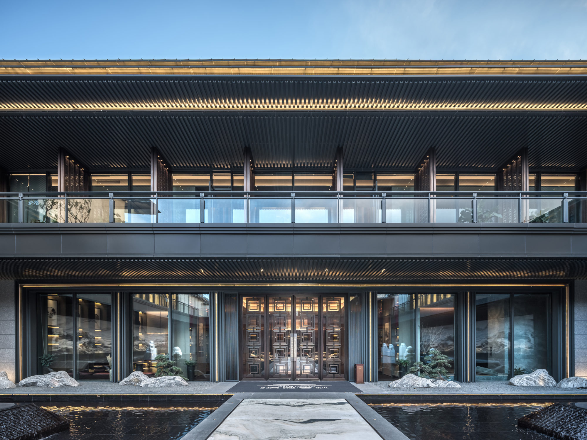 中式风格的建筑立面,汲取了中国传统文化的建筑元素,以现代的